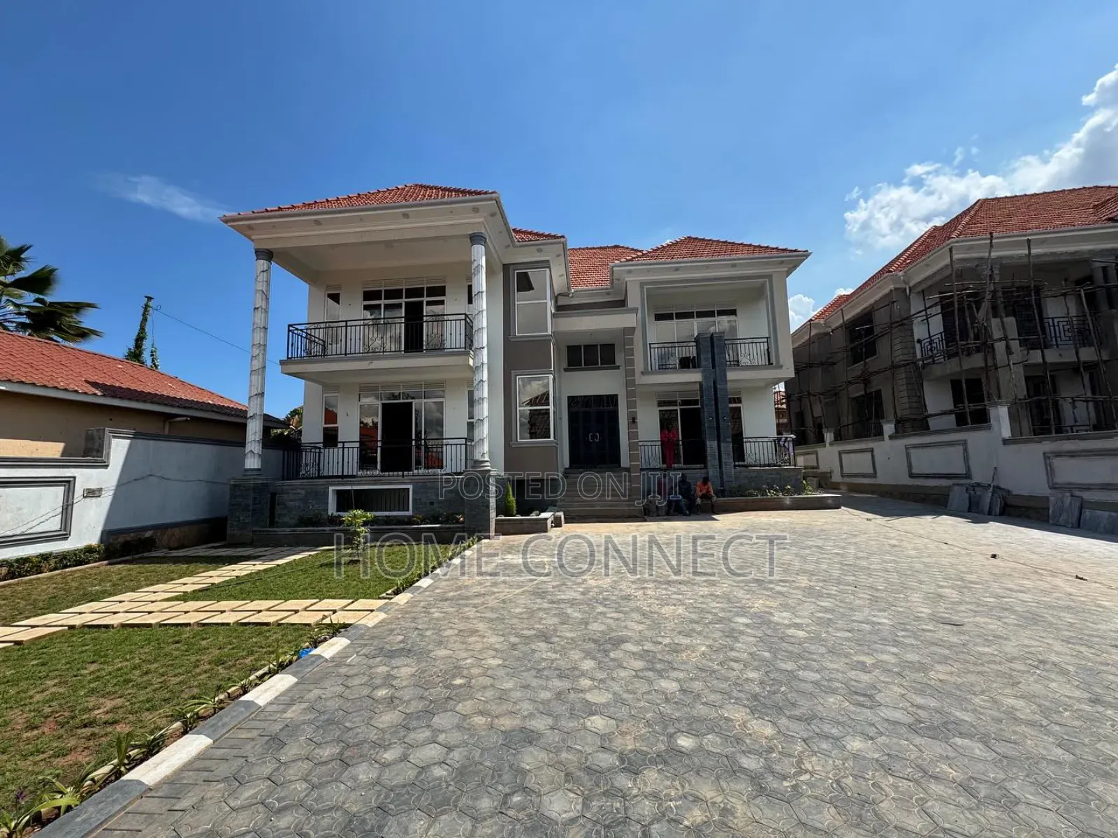 6bdrm Duplex in Serena Kigo, Central Division for sale