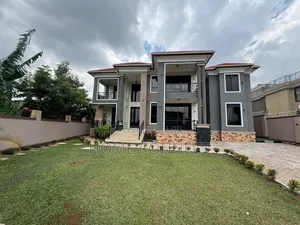 5bdrm Duplex in Naalya Estate, Central Division for sale