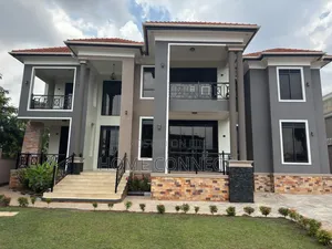5bdrm Duplex in Naalya Estate, Central Division for sale