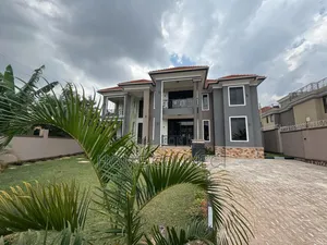 5bdrm Duplex in Naalya Estate, Central Division for sale