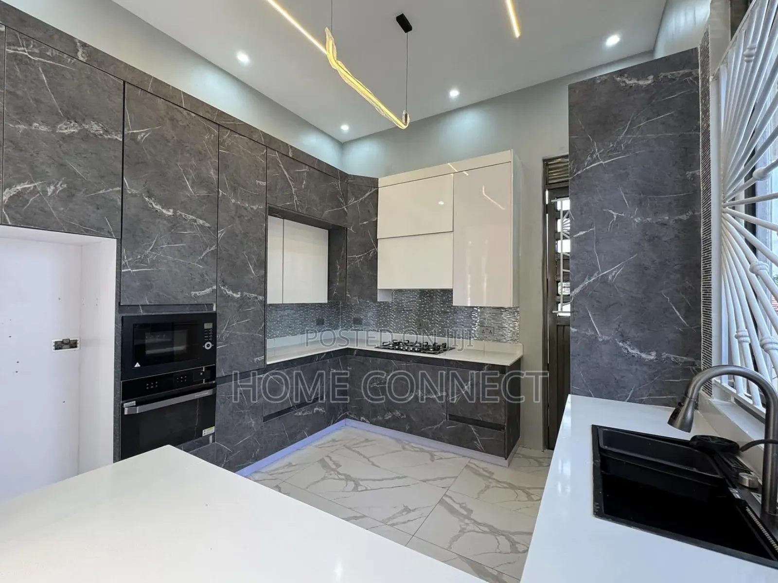 4bdrm Bungalow in Kira Najjera, Central Division for sale