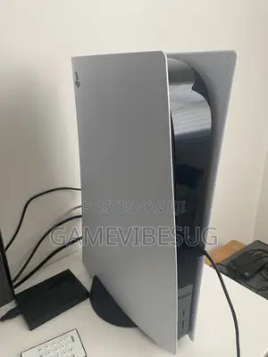 Ps5 Gaming Box: 2 Controllers, 3 Games, Power/Hdmi