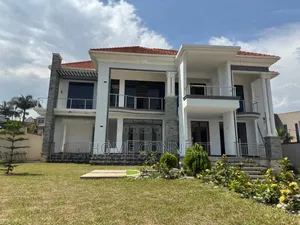 6bdrm Duplex in Munyonyo Charles, Central Division for sale