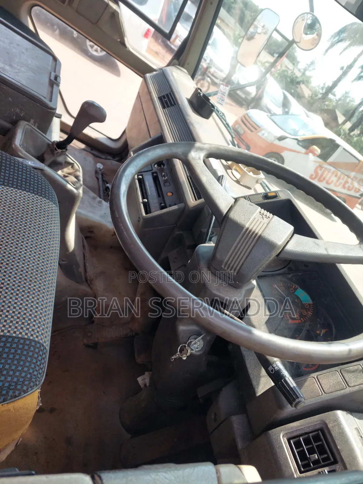 Fuso Fighter 6d16 Black Top Ordinary