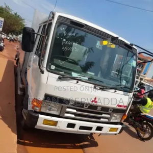 Fuso Fighter 6d16 Black Top Ordinary