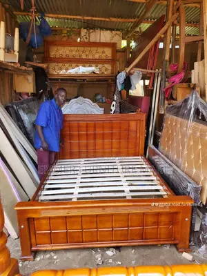 Tile- Bed 5x6 Munsambya Wood