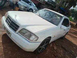 Mercedes-Benz C200 1997 White
