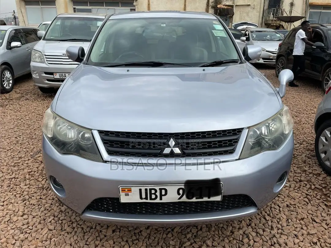 Mitsubishi Outlander 2010 Gray