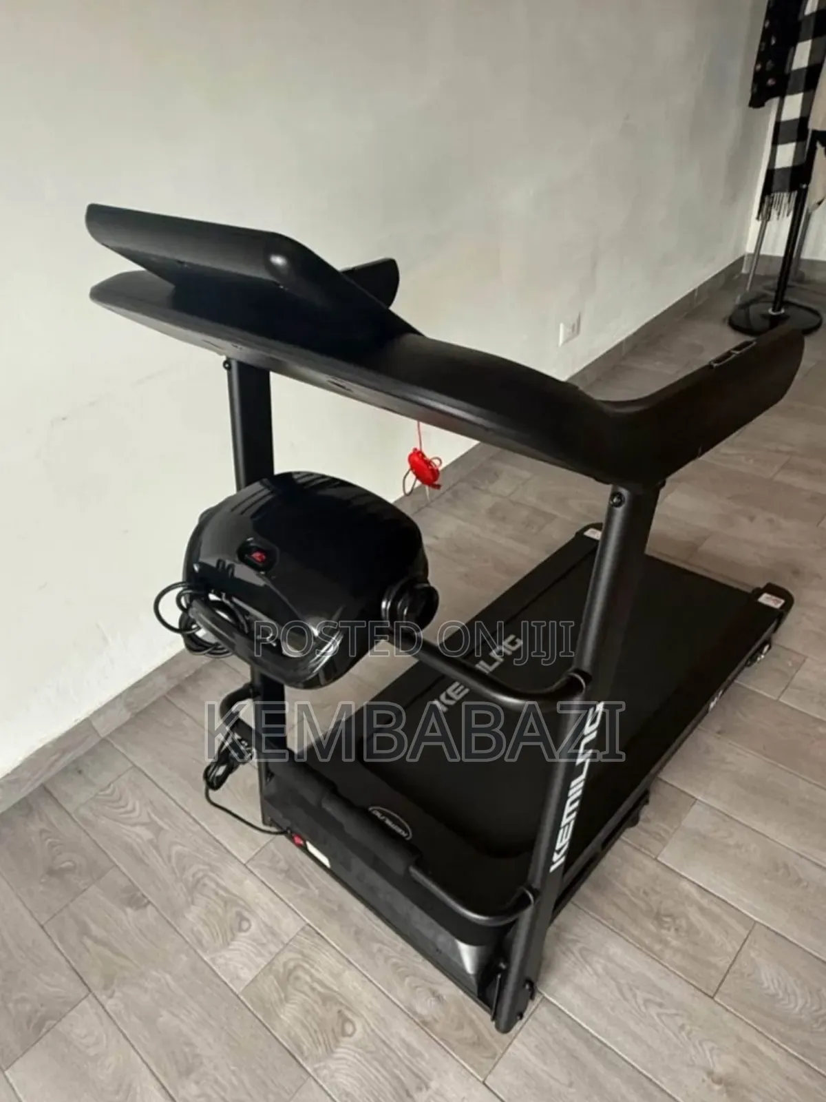 Kemilng Foldable Electric Treadmill.