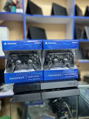 Ps4 Easy Play Entertainment Pack, 2 Pads Included With 13 Games.