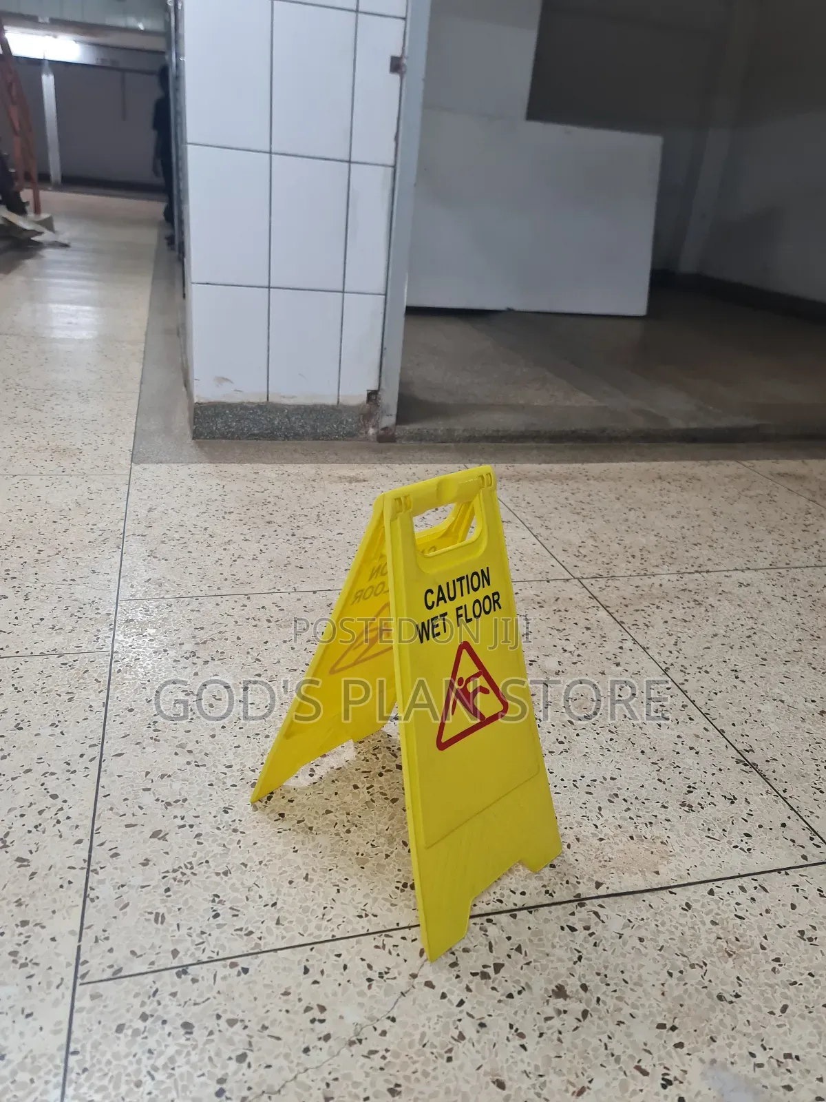 Wet Floor Sugn Caution