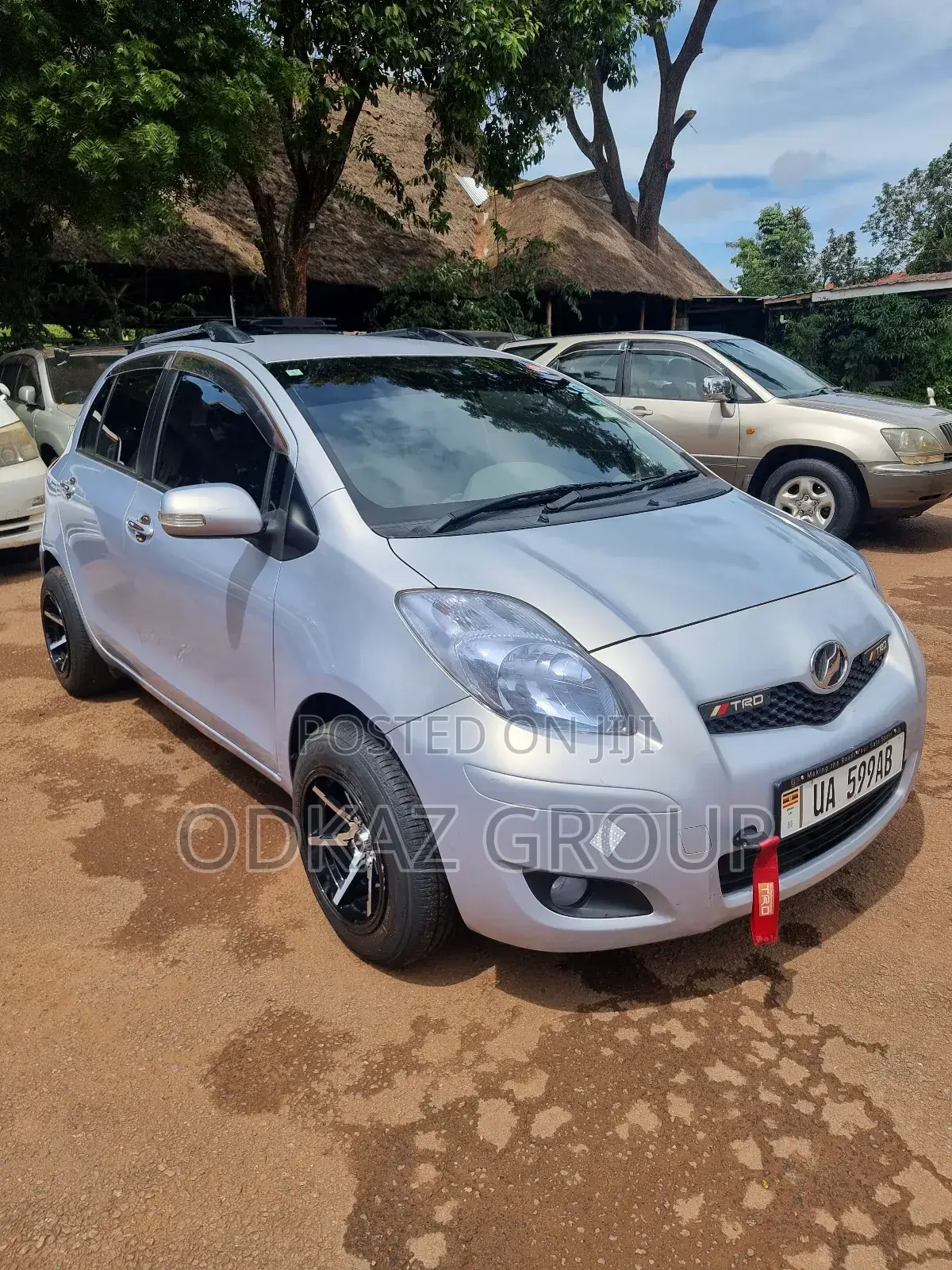 Toyota Vitz 1.5 FWD 3dr 2010 Silver