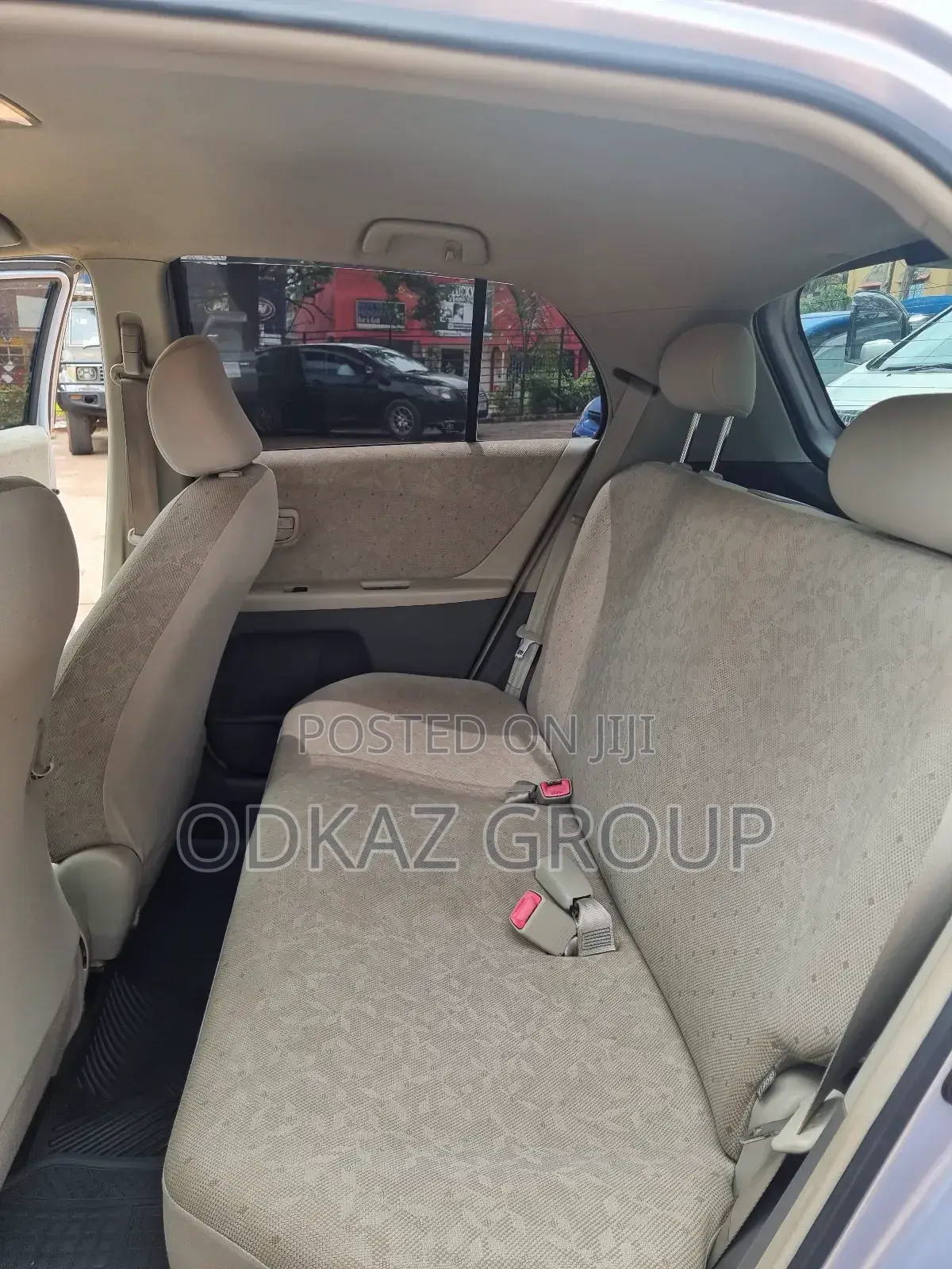 Toyota Vitz 1.5 FWD 3dr 2010 Silver