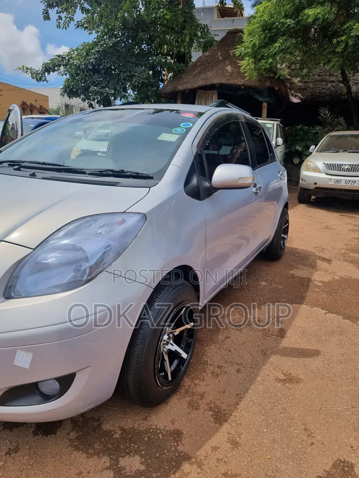 Toyota Vitz 1.5 FWD 3dr 2010 Silver