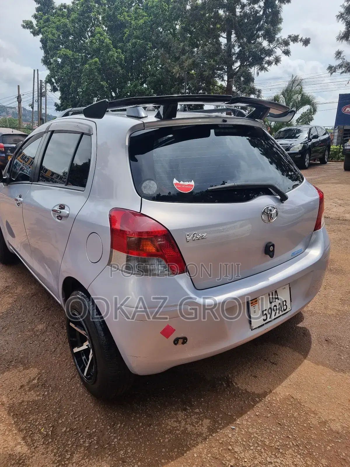Toyota Vitz 1.5 FWD 3dr 2010 Silver