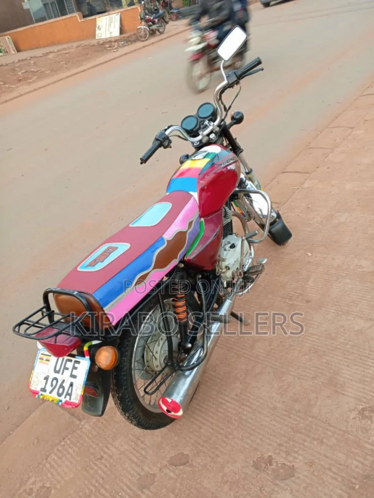 Bajaj Boxer 100 2025 Red