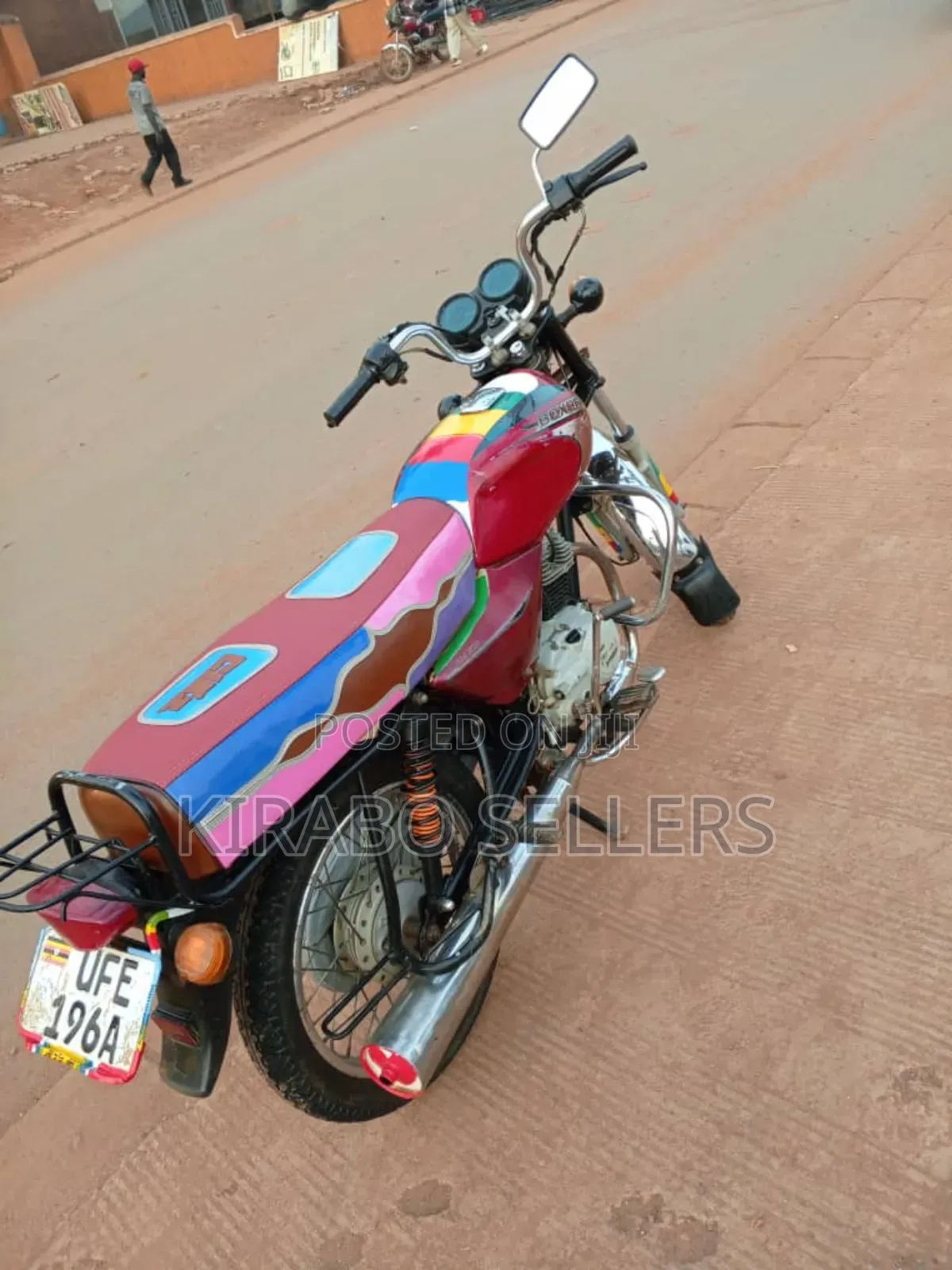 Bajaj Boxer 100 2025 Red