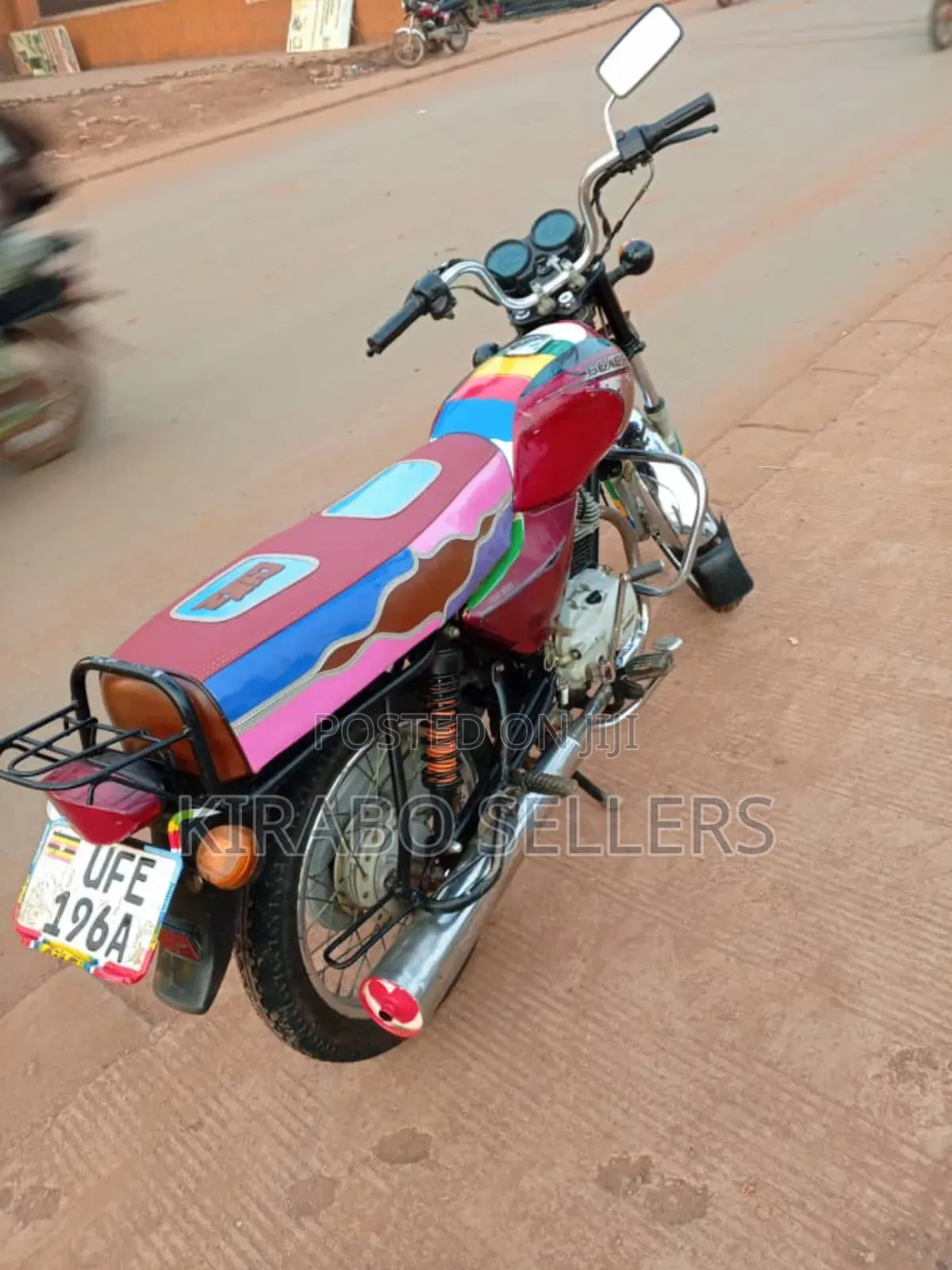 Bajaj Boxer 100 2025 Red