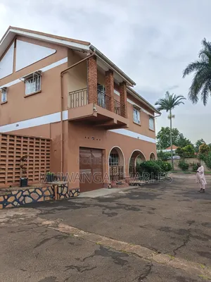 4bdrm Duplex in Fs Properties Ltd, Central Division for rent
