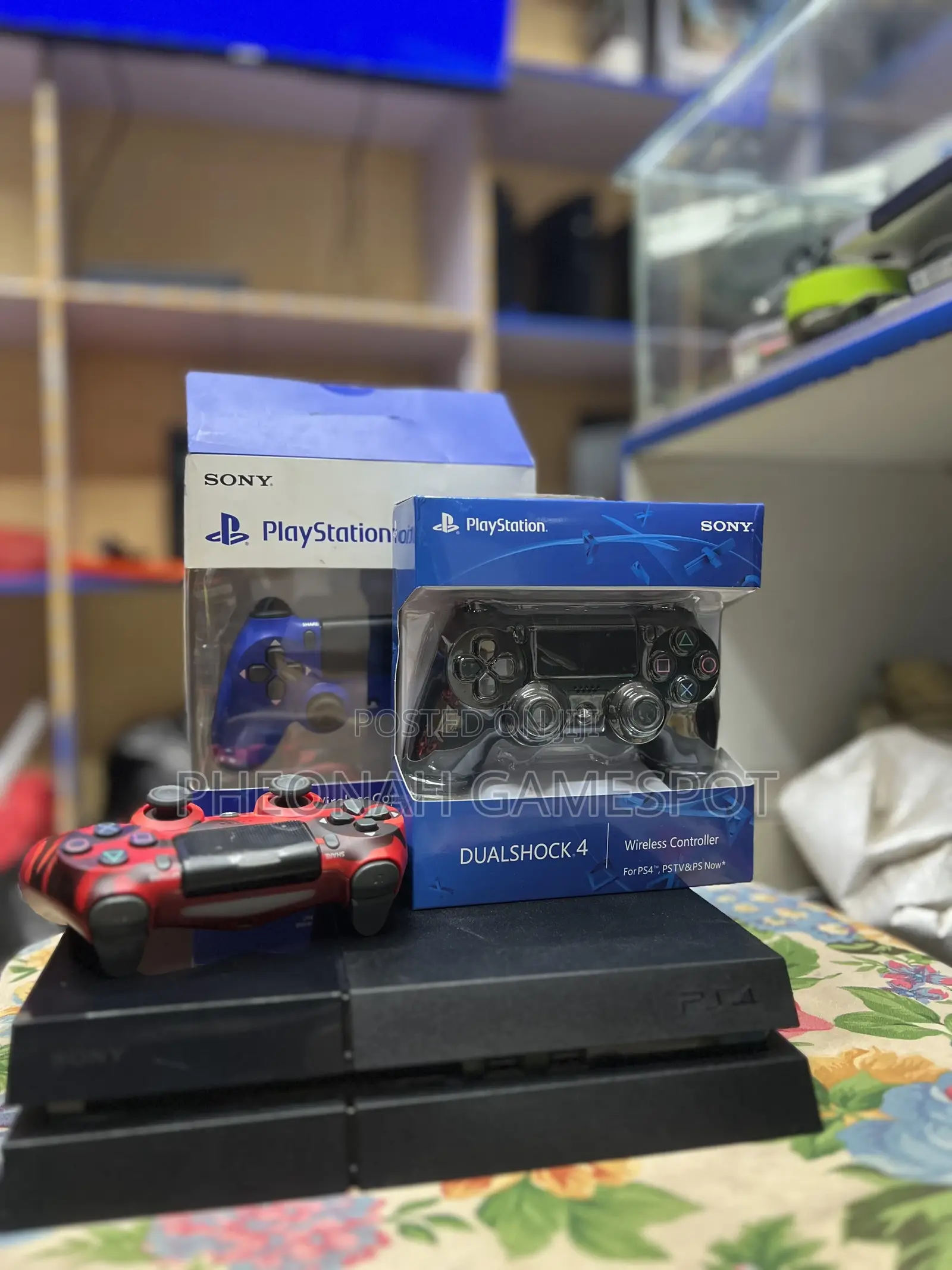 Ps4 Comfortable Console Experience, 2 Pads Plus 15 Games Loaded.