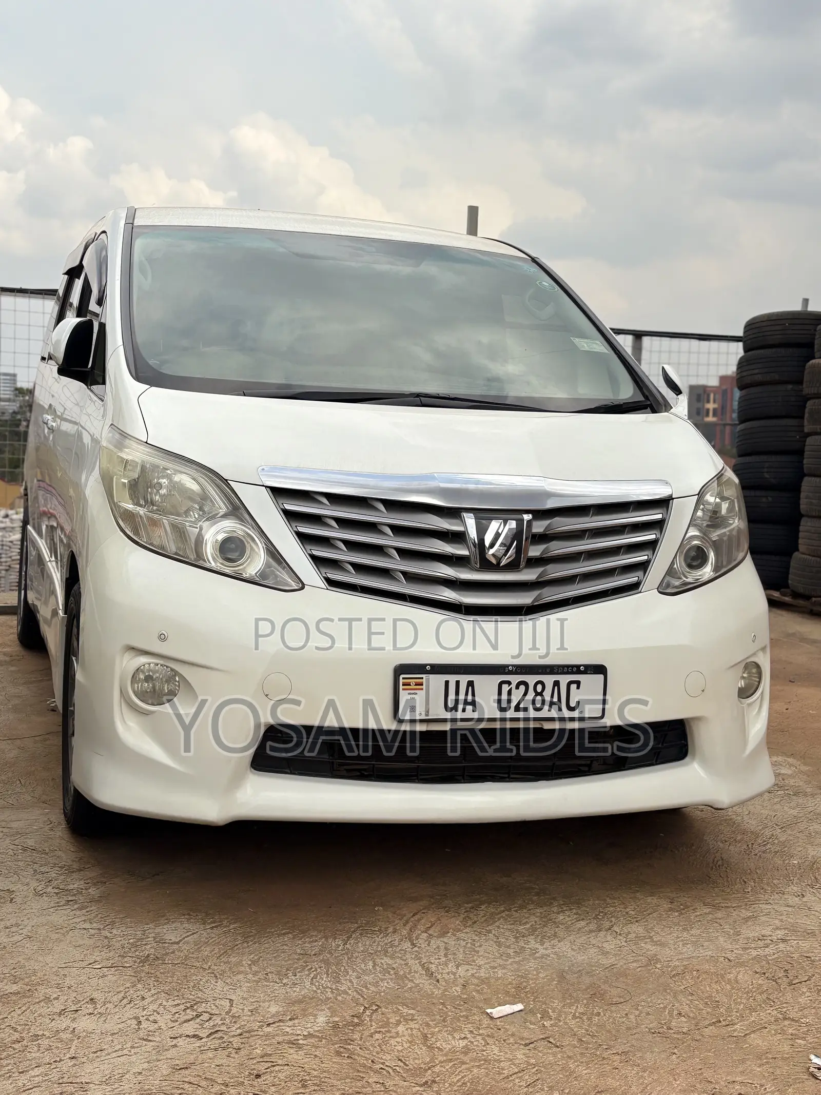 Toyota Alphard 2.4 Petrol FWD 2010 White