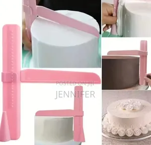 Adjustable Plastic Cake Scraper or Smoother