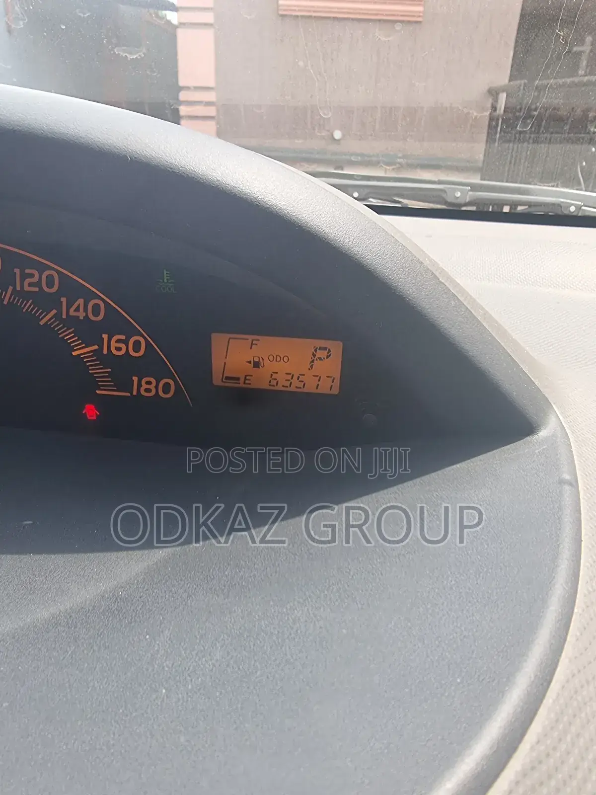Toyota Vitz 1.5 FWD 3dr 2010 Silver