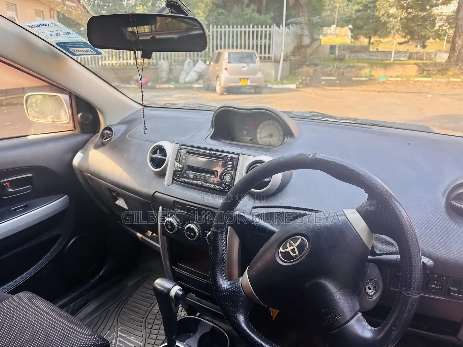 Toyota IST 2002 Silver