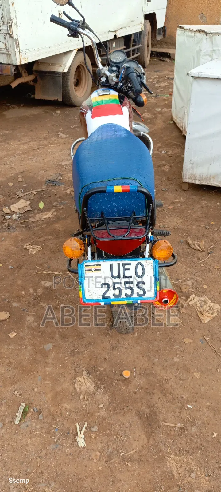 Bajaj Boxer 100 2022 Red