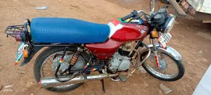 Bajaj Boxer 100 2022 Red