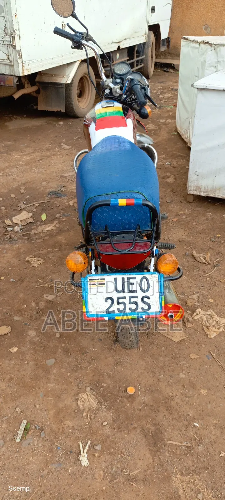 Bajaj Boxer 100 2022 Red