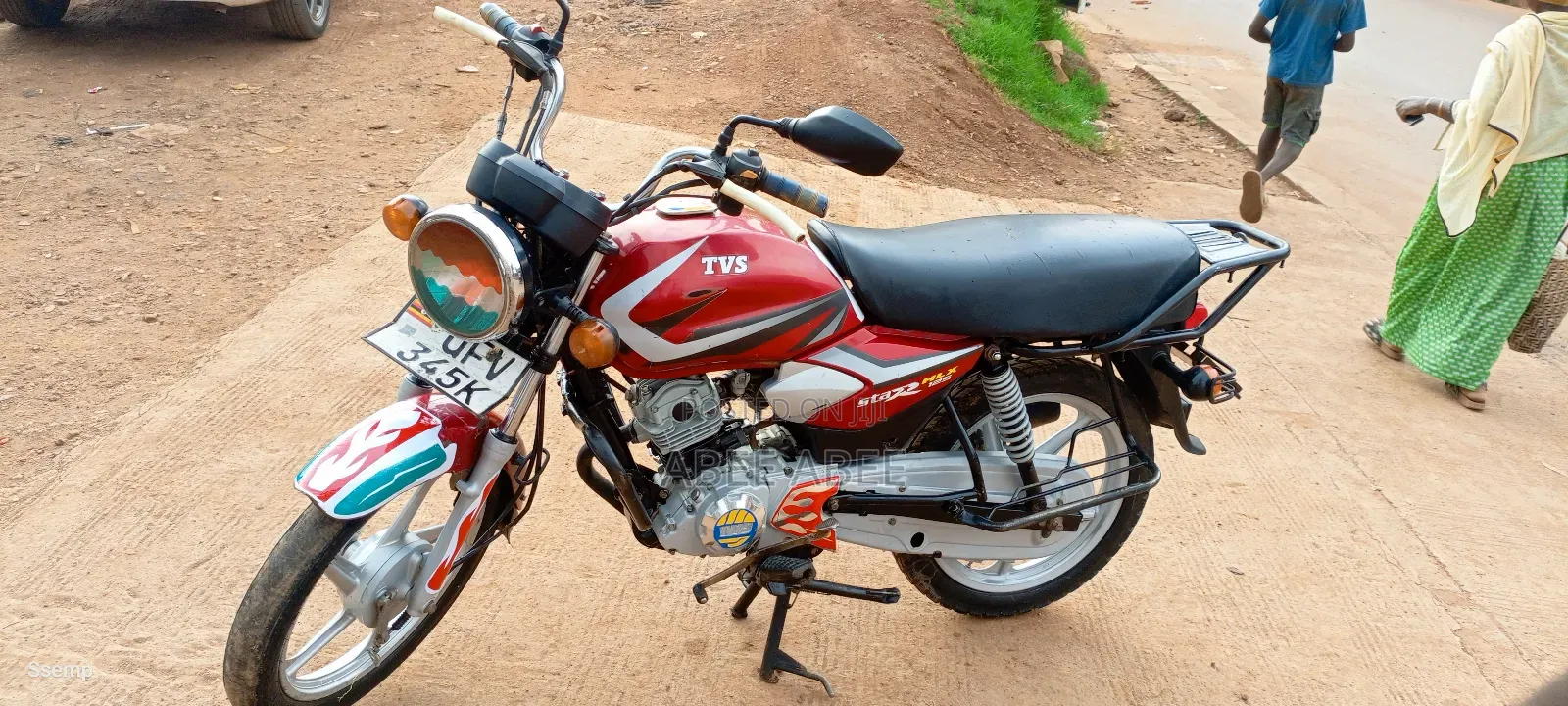 TVS HLX 125 2022 Red