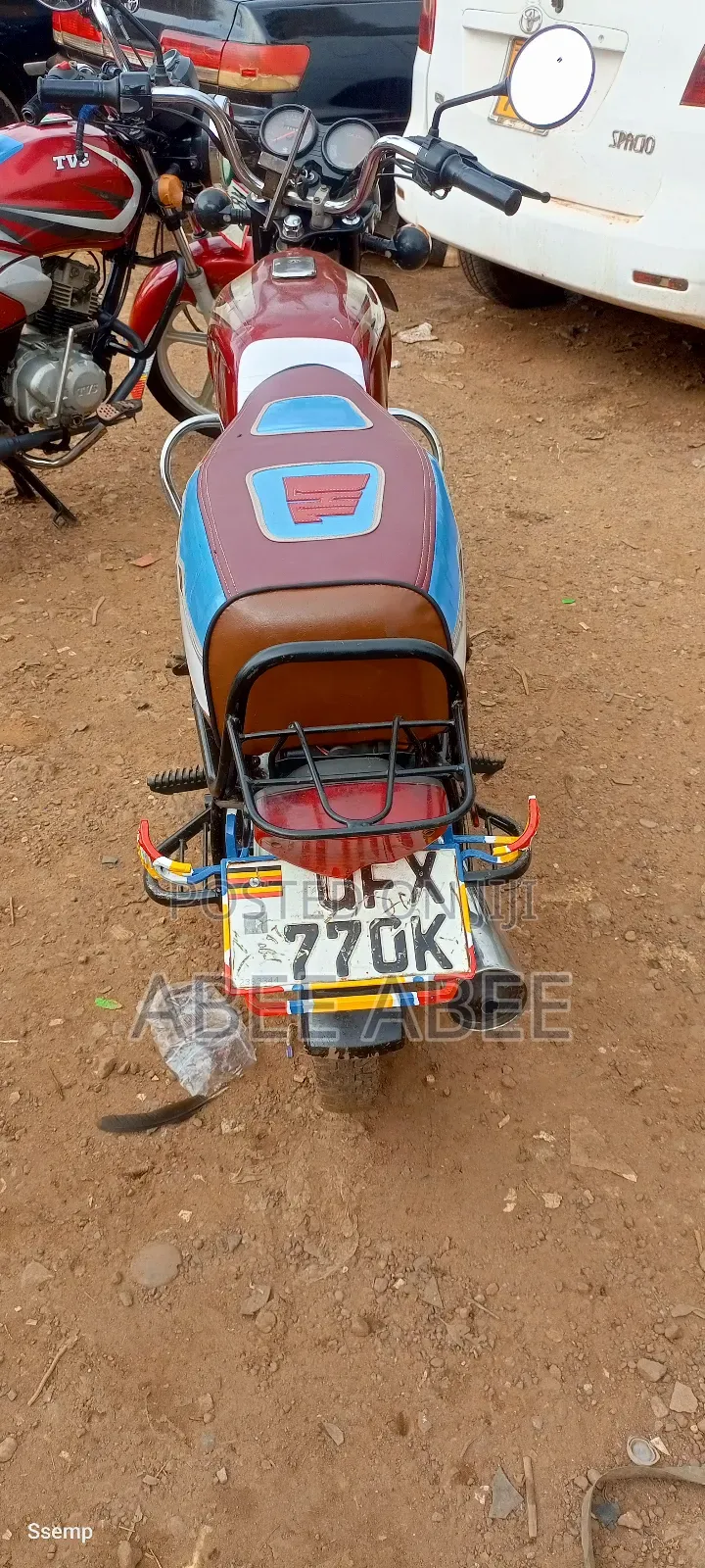 Bajaj Boxer 100 2024 Red