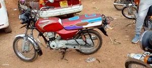 Bajaj Boxer 100 2024 Red