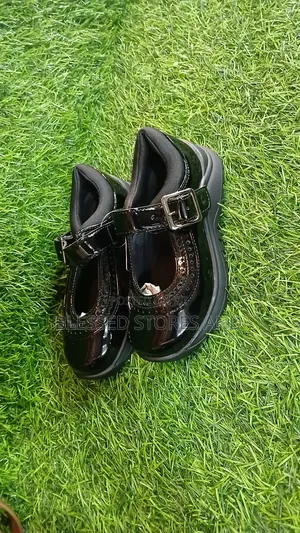 Bubuway Girls Shinny Shoes