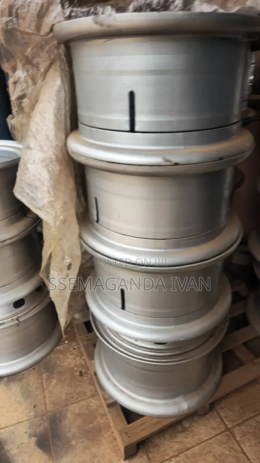 Tube Type Rim 20 for Sinotruck Howo