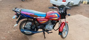 Bajaj Boxer 125 2024 Red