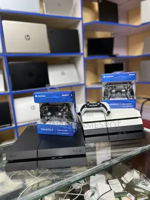 Ps4 Easy Living Room Console, 2 Pads Included With 18 Games.