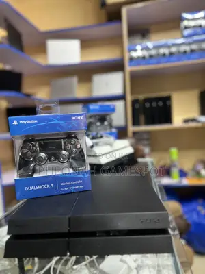 Ps4 Calm Fun Gaming Console With 2 Controllers and 14 Games.