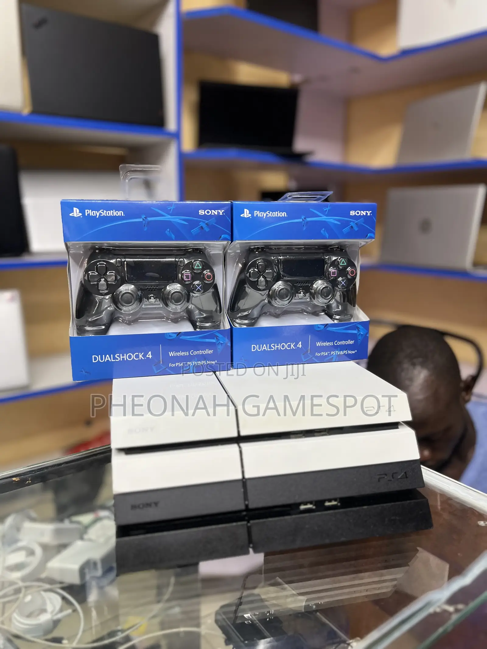 Ps4 Effortless Entertainment Console With 2 Controllers and 14 Games.
