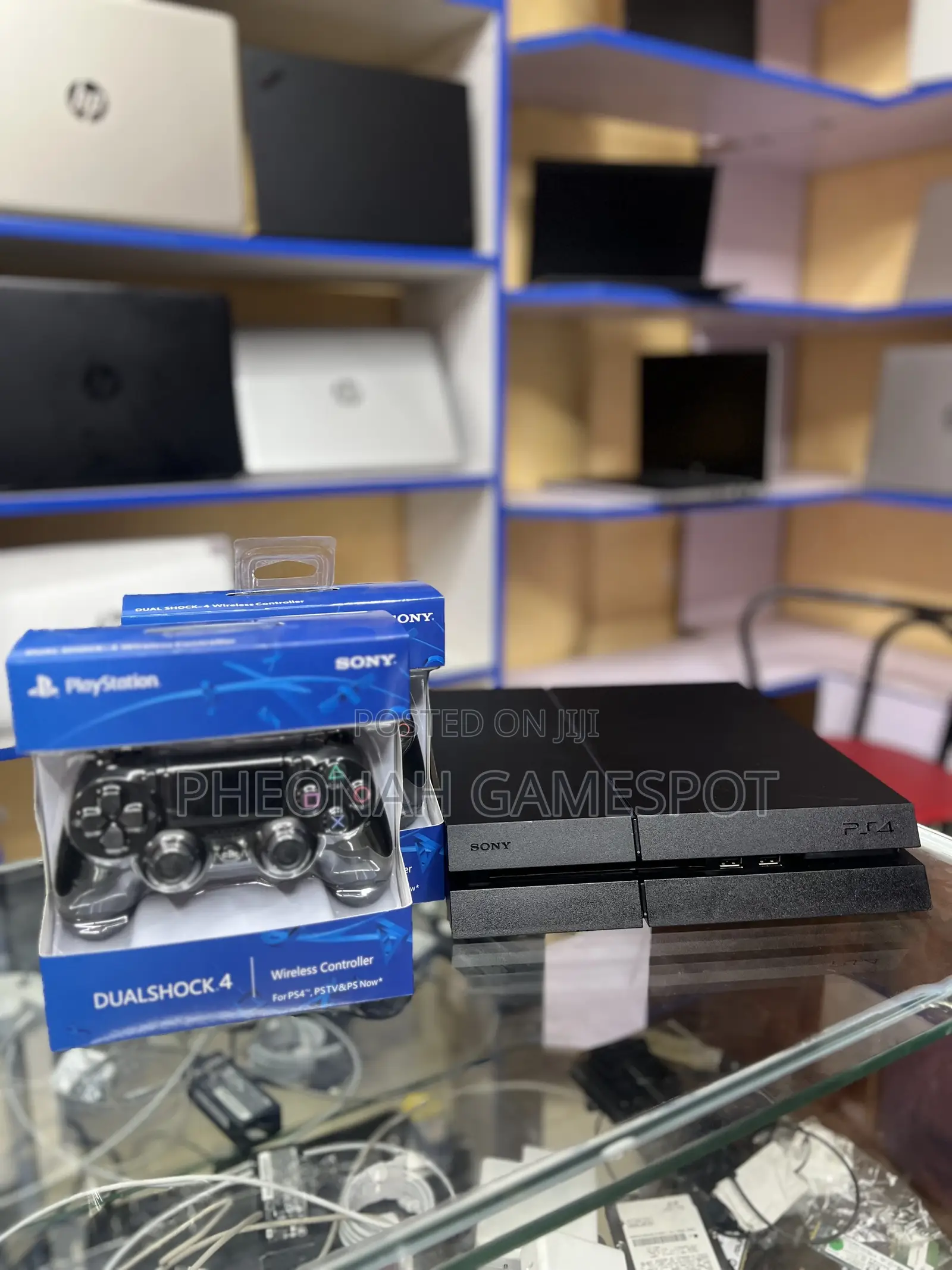 Ps4 Relaxed Fun Gaming Choice With 2 Controllers and 11 Games.