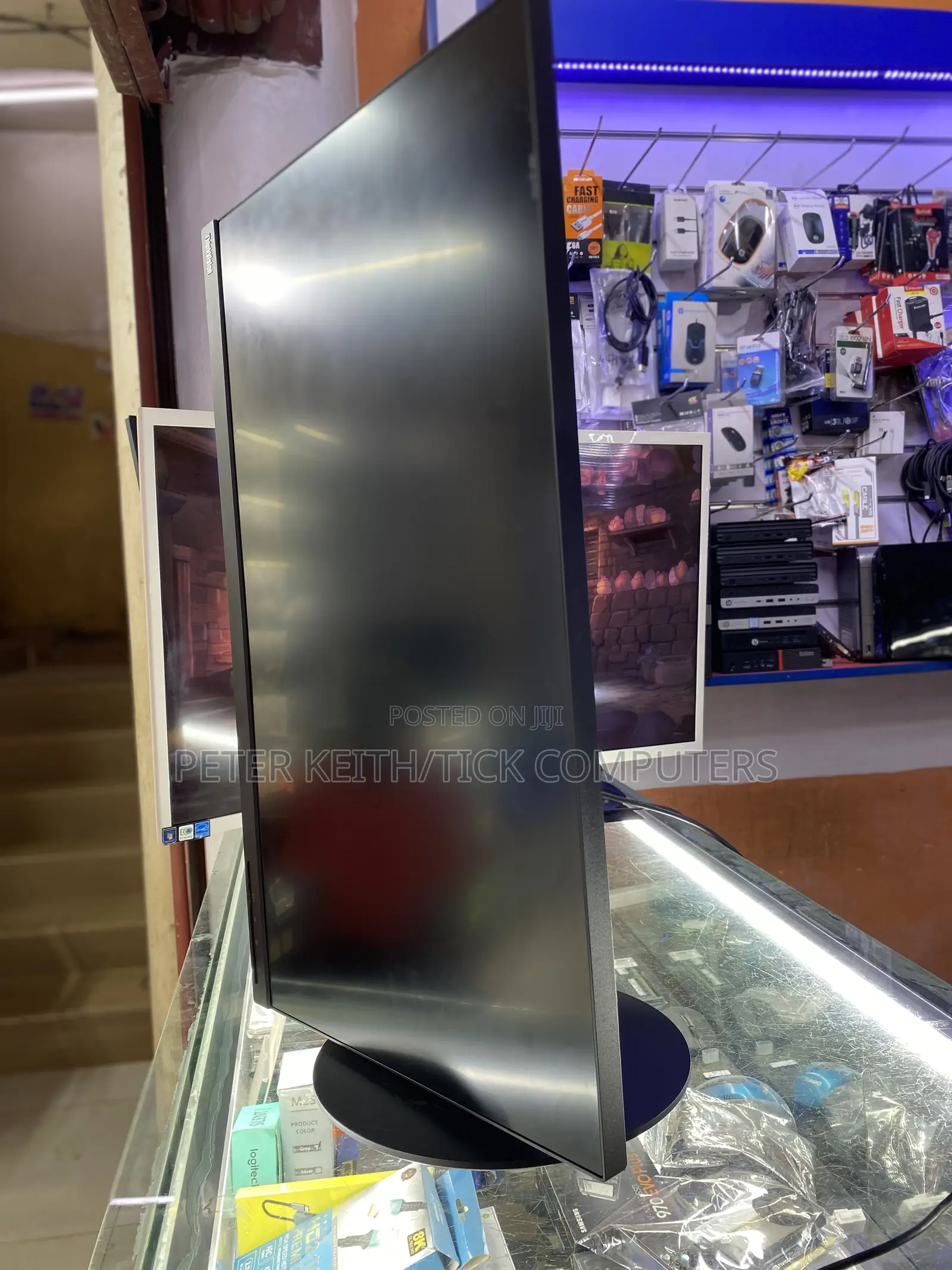 Lenovo Resolution Monitor, T-Series Model Such as the T27q-20.