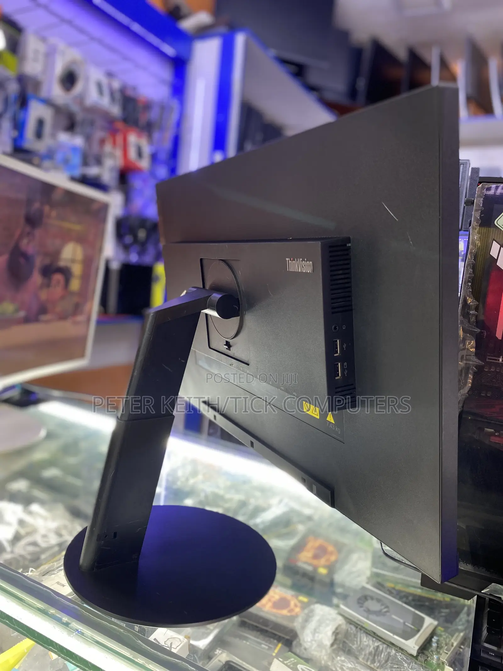 Lenovo Resolution Monitor, T-Series Model Such as the T27q-20.