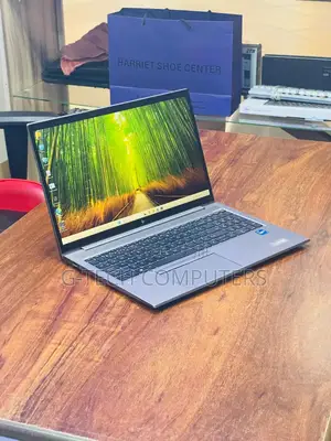 New Laptop HP ZBook 15 16GB Intel Core I7 SSD 512GB