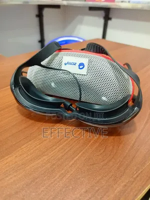 Speeds Swimming Goggles.