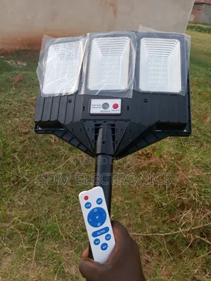 180w Automatic Solar Street Light
