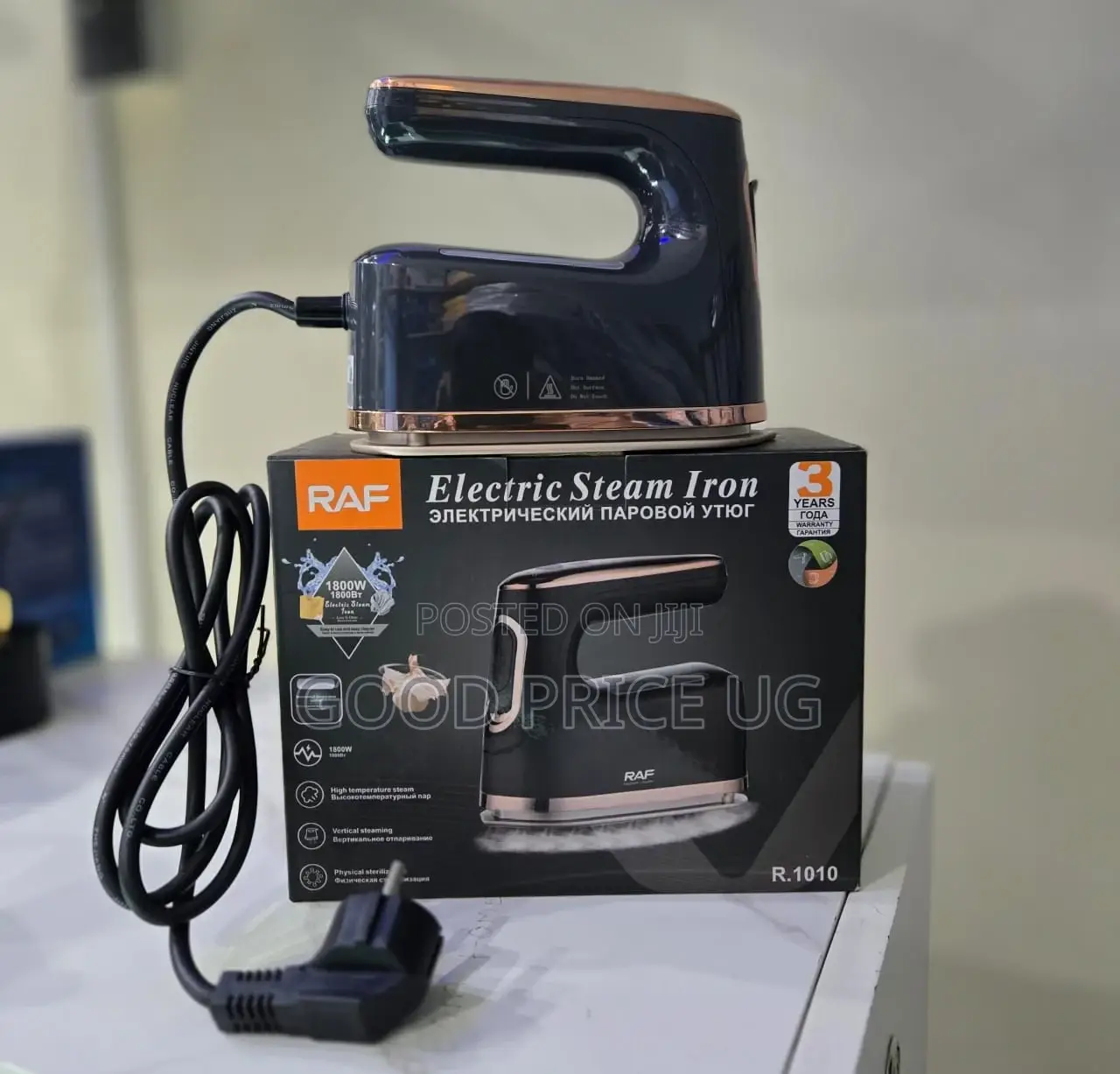(R.1010) 1800w Electric Steam Iron.