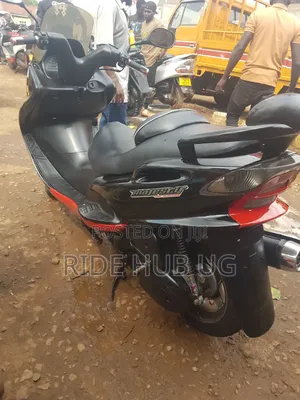 Yamaha Majesty 2011