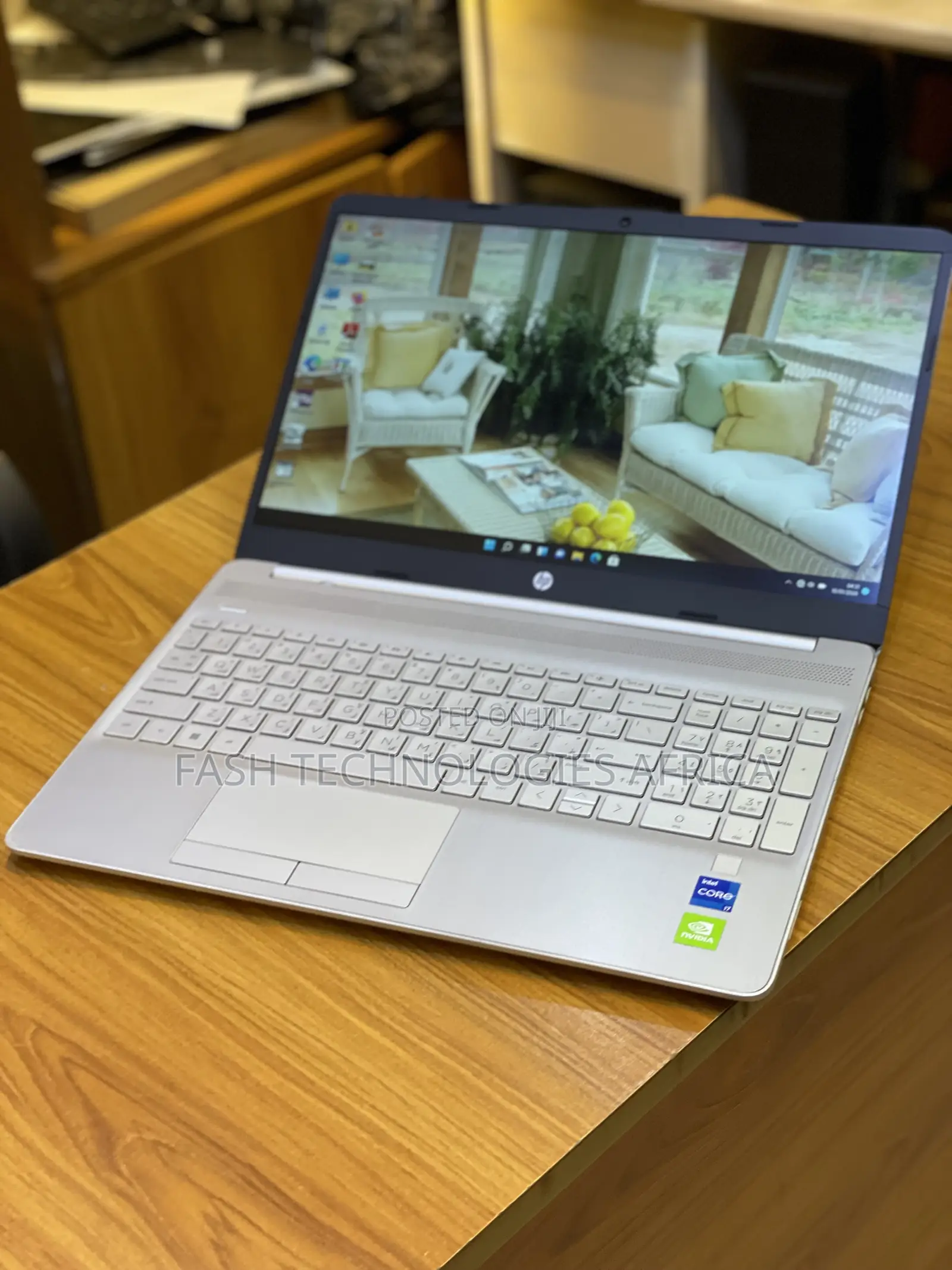 New Laptop HP 15 16GB Intel Core I7 SSD 256GB