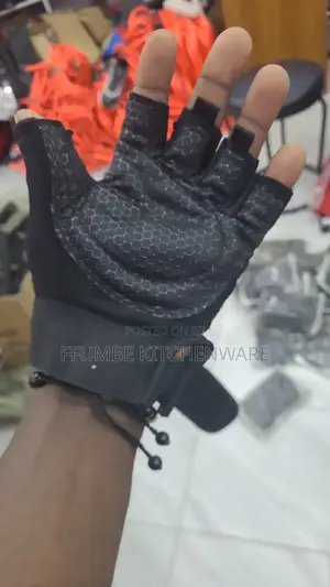 Gym Gloves or Work Out Gloves